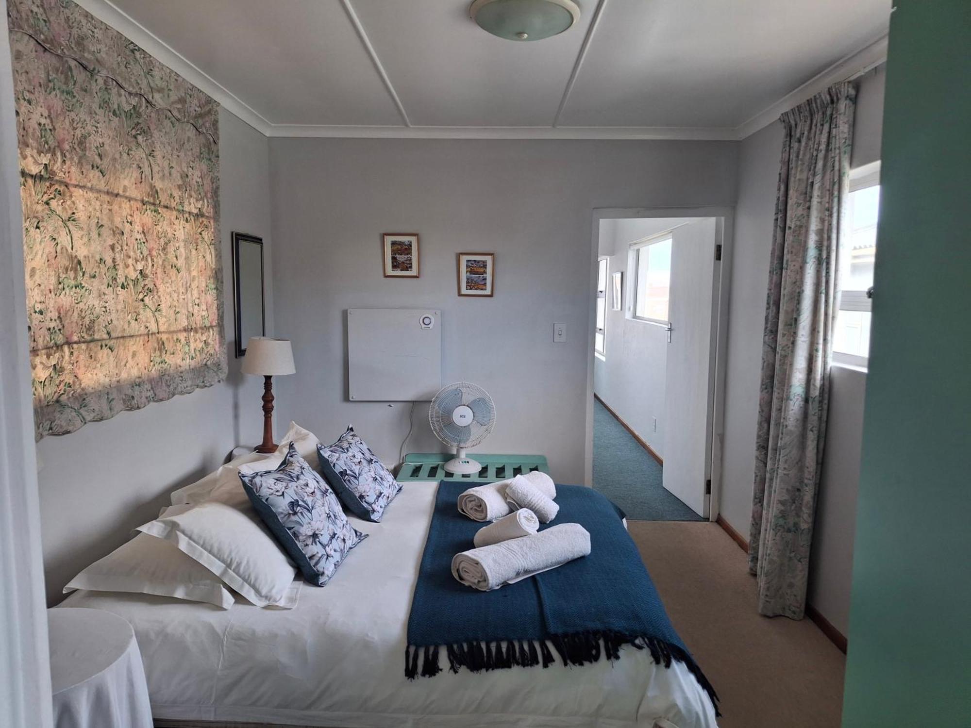 Whale Watchers Inn Уитсанд Екстериор снимка